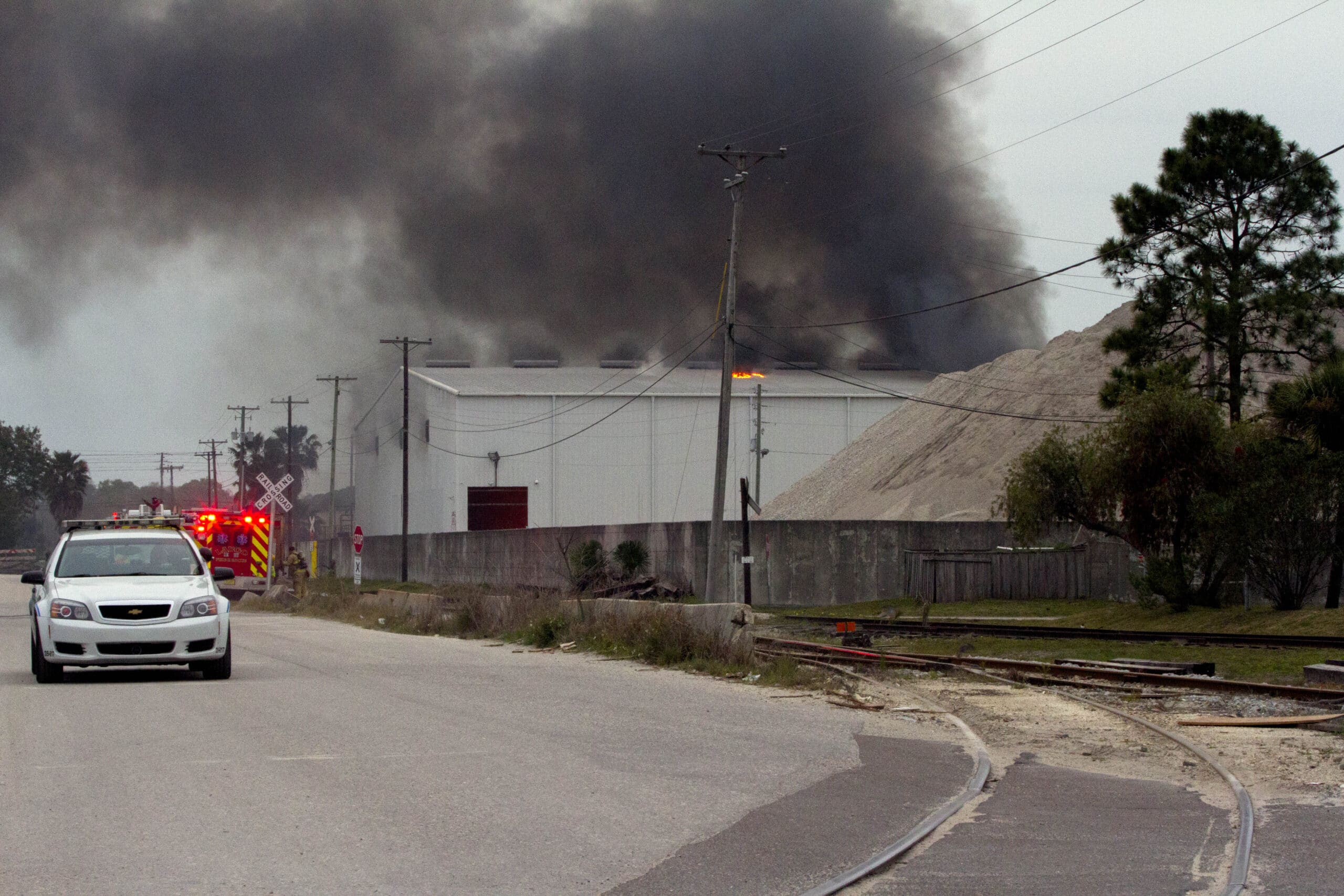 Warehouse Fire At Angelo's Recycled Materials - IONTB