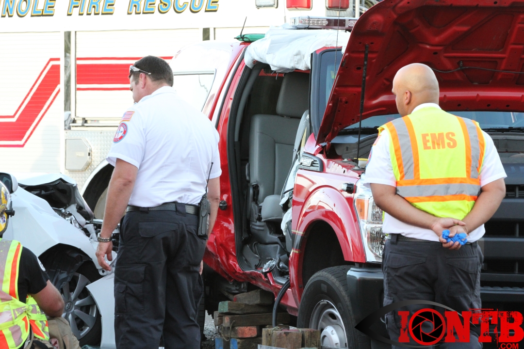 Largo District Chief vehicle involved in crash while responding to another scene