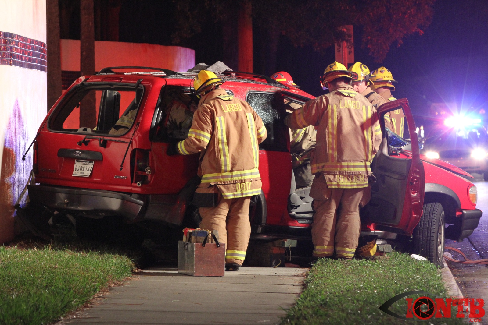 Extrication crash on Belcher Road in Largo IONTB