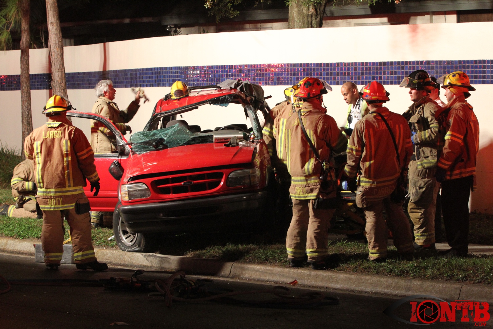 Extrication crash on Belcher Road in Largo IONTB