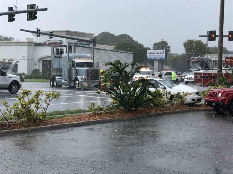 Safety Harbor Man Killed in Pinellas Park Crash on Park Boulevard