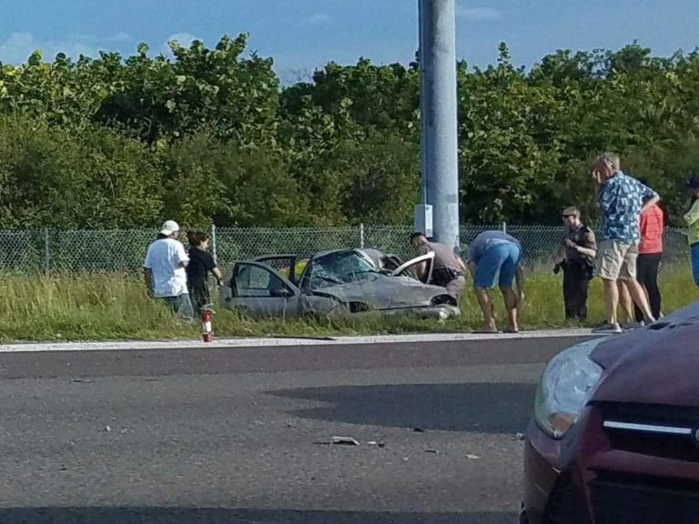 20 year-old Palm Harbor man dies after colliding with a pole on the eastbound approach to the Howard Frankland Bridge