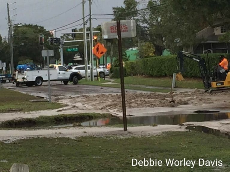 Reclaimed Water Line Break Closes Burning Tree Drive in Seminole [VIDEO]