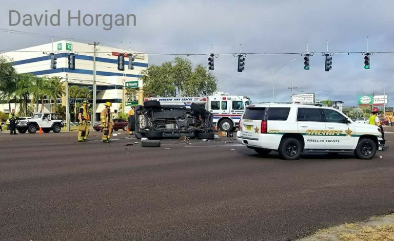 Crash Involving Pest Control Truck Closes US-19 in Palm Harbor