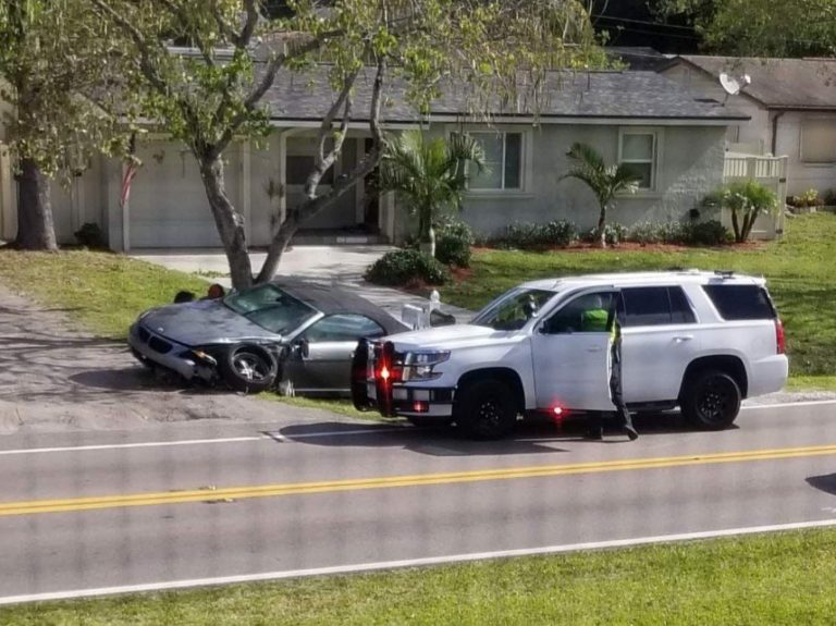 Driver Arrested in Pinellas Deputy Involved Crash in Pinellas Park, Three Injured