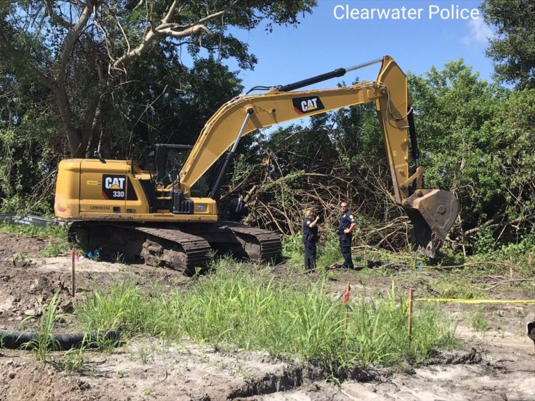 Construction Worker Struck by Excavator and Killed in Clearwater