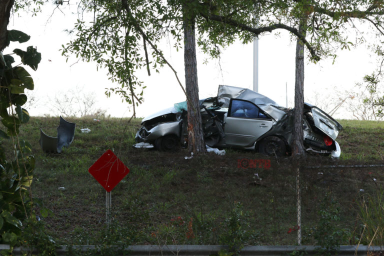 FHP investigating alcohol related crash on I-275 in St. Petersburg, 2 teens dead, driver seriously injured