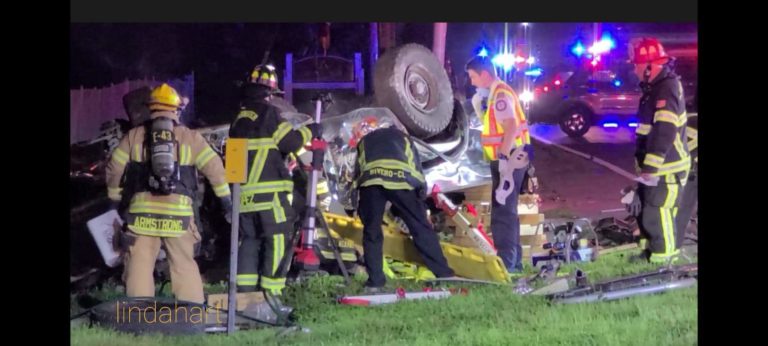 Driver seriously injured in rollover crash in Clearwater