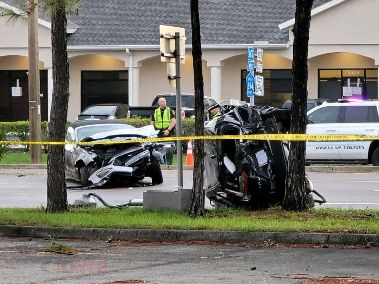 Driver fleeing from deputies involved in rollover crash in Pinellas Park