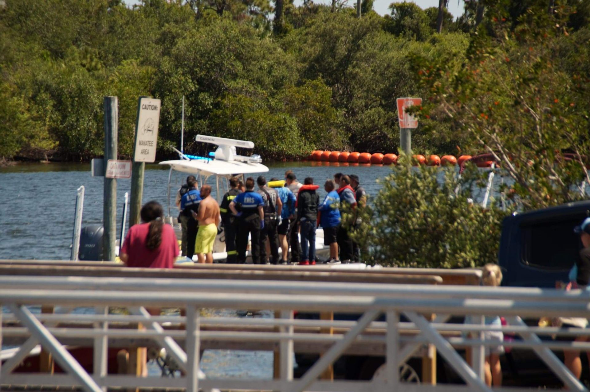 Five People Rescued Clinging To An Overturned Boat Off Anclote Key Iontb 7559