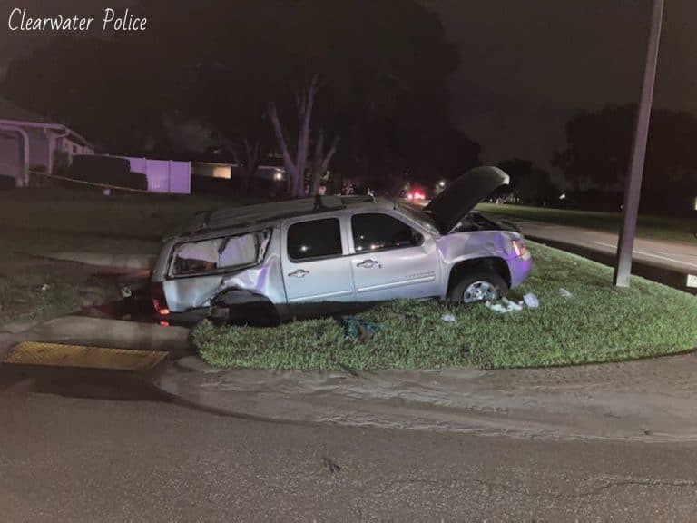 Driver seriously injured in crash on Landmark Drive in Clearwater