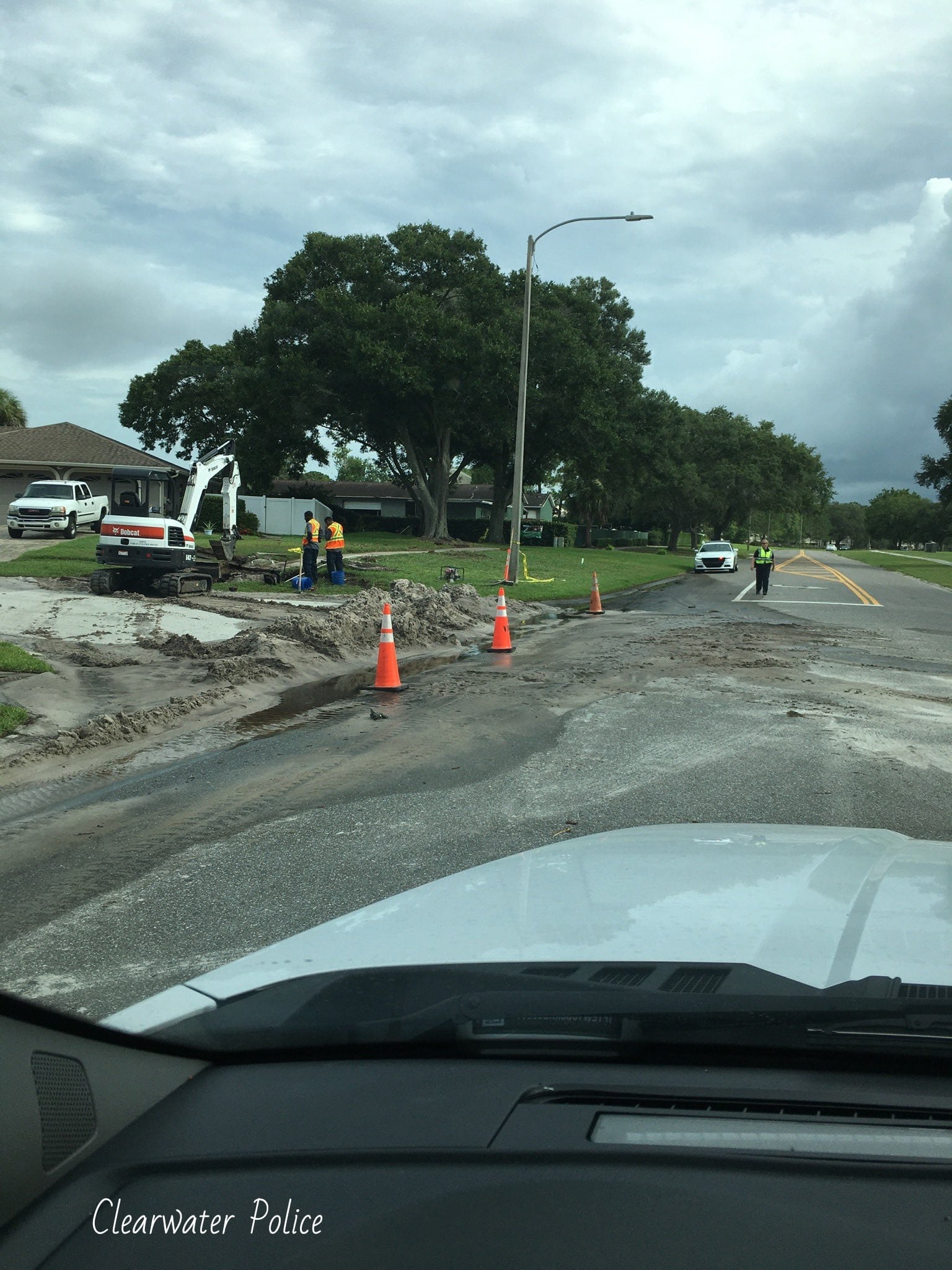 Driver seriously injured in crash on Landmark Drive in Clearwater - IONTB