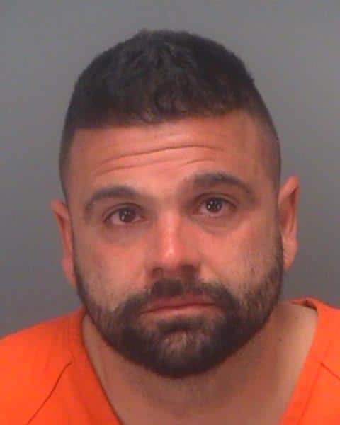 Off-duty Clearwater Police officer under arrest for DUI after stopping to speak with Tarpon Springs officers