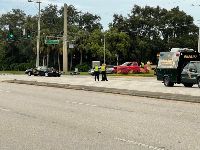 Deputies investigating fatality crash at East Lake Woodlands Parkway and Tampa Road in Oldsmar