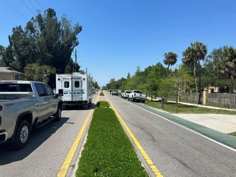 Bradenton shooting suspect in custody after eight hour long standoff in Sarasota