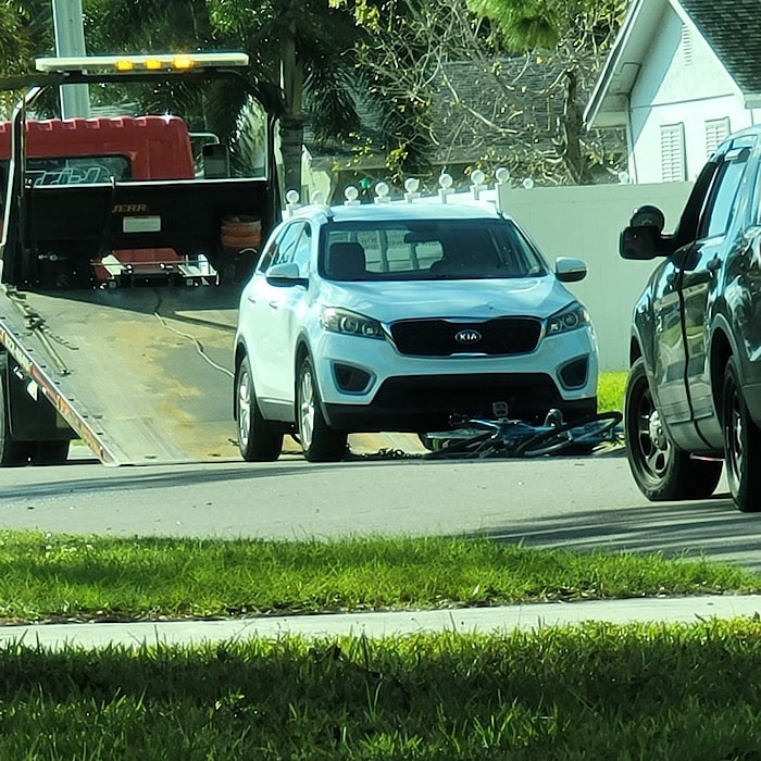 Bicyclist killed in crash in St. Petersburg