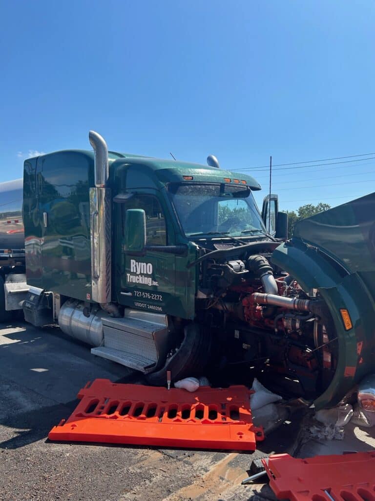 Southbound US-19 closed at Curlew Road due to crash