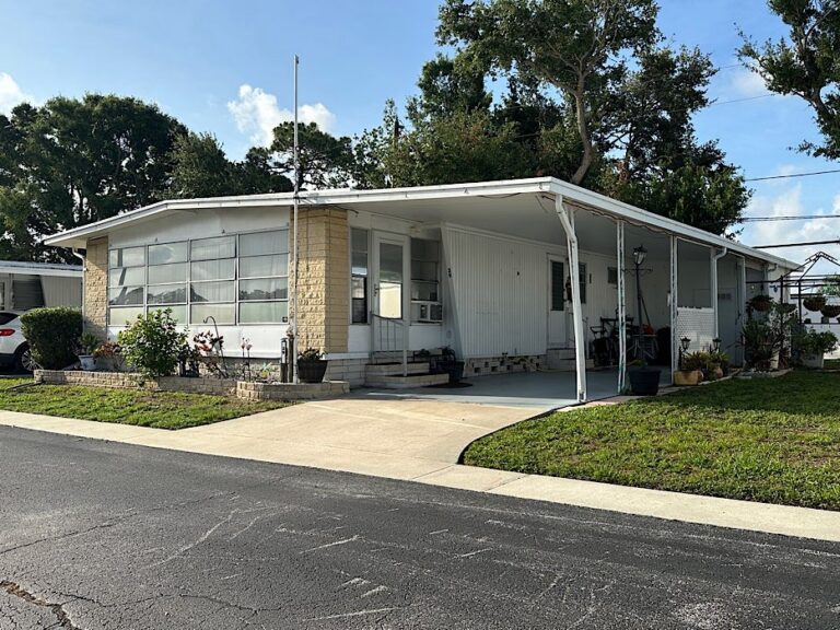 Detectives Investigate Double Homicide in Unincorporated Largo