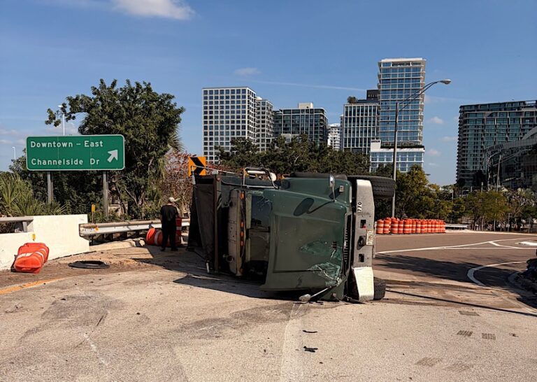Selmon Expressway Rollover Slows Midday Traffic