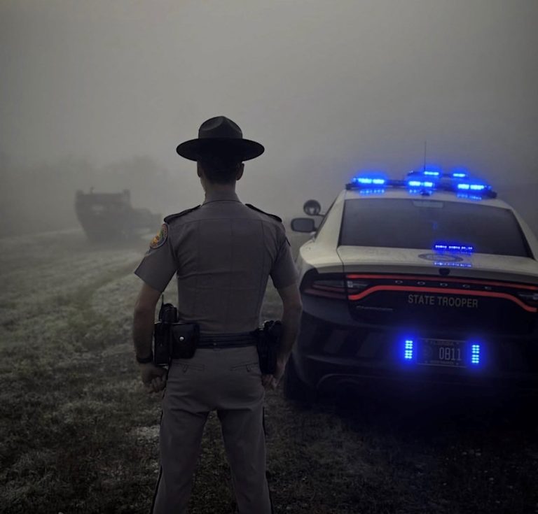 Single-Vehicle Crash Reported on Gateway Expressway